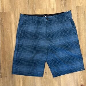 Quiksilver Blue Flat Front Shorts with Gradient Plaid
